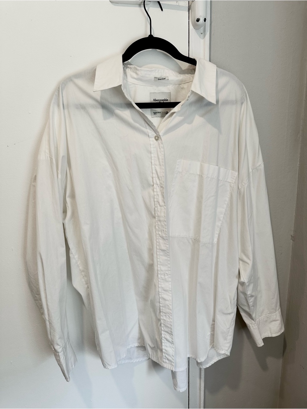 Abercrombie & Fitch white linen button down shirt, Size XL (oversized)